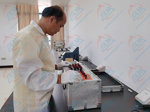 電離輻射儀器校準(zhǔn)圖片 電離輻射儀器校準(zhǔn)圖片