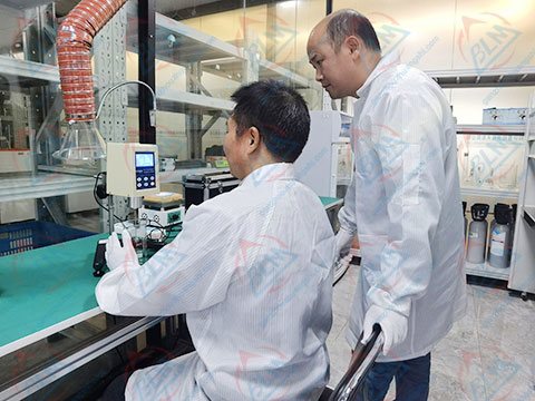 光學(xué)儀器校準(zhǔn)圖片 光學(xué)儀器校準(zhǔn)圖片