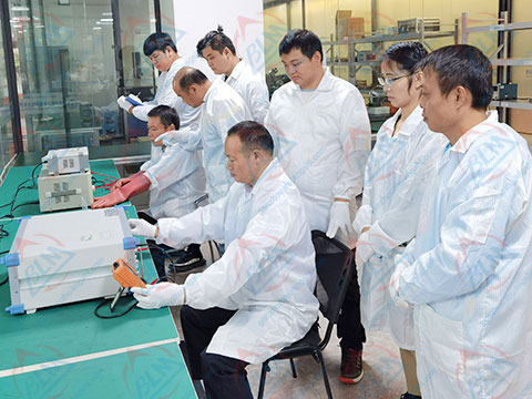 늌W�x���z���DƬ