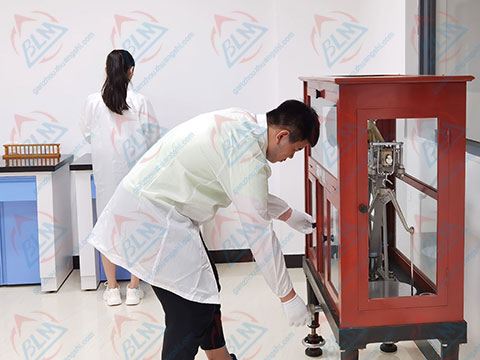 ���WӋ��У�ʌ���҈DƬ