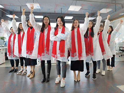 �I���k���҈DƬ