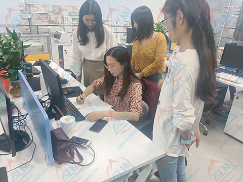 �I���k���҈DƬ